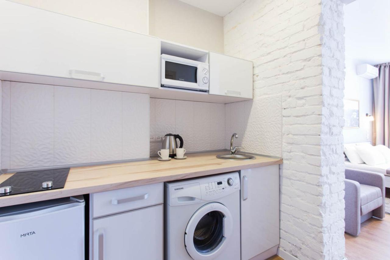 Cozy Apartment Beside Metro Yaroslava Mudroho, Universytet - Chernyshevska Str 95-6 Kharkiv Extérieur photo